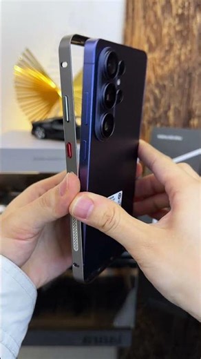 #Samsung S26ultra The spring-loaded switch opens with a gentle flick in the direction