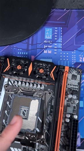 How to insert a processor into a socket