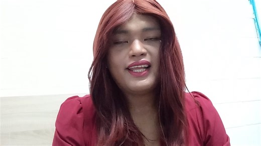 Lloyd S. tutor video introduction on Preply