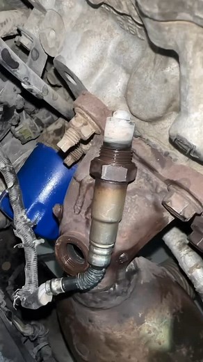 oxygen sensor cleaning ❗👨‍🔧 auto work #auto_electronic #efiautoelectrition #efi_auto_electrition #autochanel #efiauto #sensorproblem #autoelectrition #viral #foryou #foryoupage #explore #mechanictips #carsecrettricks #carstartingproblem #cartune #tuneup #ibrarauto #abrarauto #abrarautoelectrition #ibrarautoelectrition #ibrarefiauto #ibrarautoelectronics #ibrarelectrition #ibrarauto's #ibrarcarmantian #autoworld #carworks #carelectrionwork #instagram #facebook | Auto sarkar