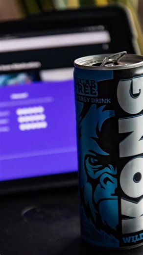 Kyllä vituttaa kun aamu alkaa hirveellä rähinällä #fry #foryou #jonne ##morning #kickstart #energydrink #energiajuoma #kongstrong