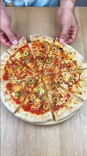 Authentic Italian Thin Crust Pizza 🍕🇮🇹 Light, Crispy & Perfect for Summer! #shorts