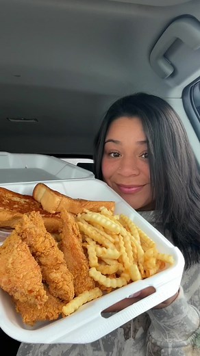 Raising Canes ASMR Mukbang with Crunchy Chicken Fingers