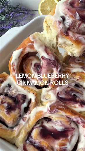 Lemon blueberry cinnamon rolls from scratch 🍋🫐 Soft, bakery-style cinnamon rolls swirled with lemon curd and blueberry filling and finished with fresh lemon cream cheese glaze. Full recipe dropping soon. Would you add heavy cream before baking or keep them classic? Save this for your next Sunday dessert. #lemonblueberry #cinnamonrolls #fromscratchbaking #homemadedessert #bakerystyle