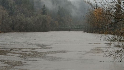 Camper shares story of being evacuated from Oxbow Regional Park on Sandy River