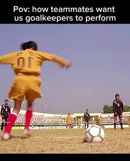 The Funniest Moments of Goalkeepers in Football