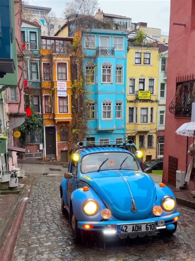 🇹🇷🌈 Istanbul’s Most Photogenic Neighborhood | Balat🇹🇷 #istanbul🇹🇷 #turkey🇹🇷 #balat #turkeytravel #uku
