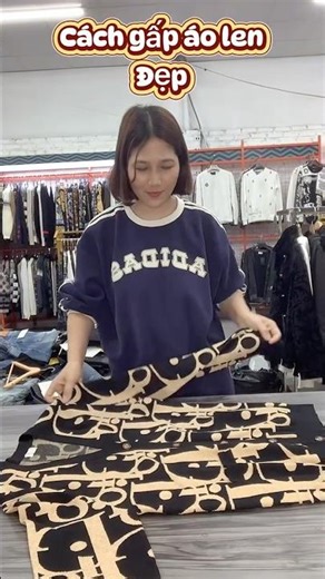 How to fold sweaters neatly and beautifully #usefultips #tipsandtricks #tipsandtricks