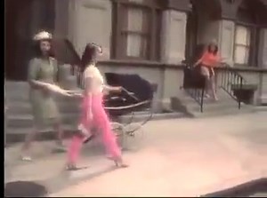 20 years ago, this Jennifer Love Hewitt Levis commercial was banned in the US. Why? | Dueling Decades