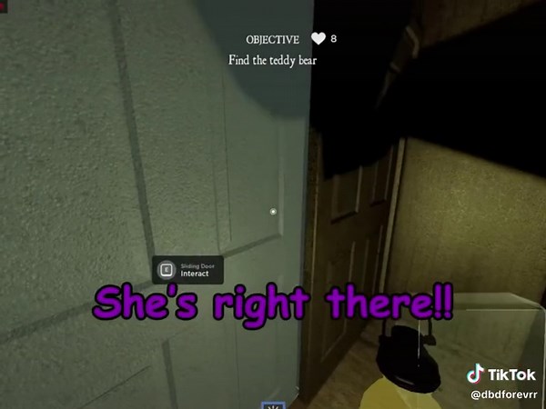 Exploring Horror Moments in Roblox: Divided Gameplay