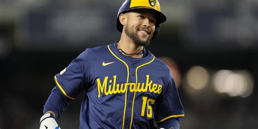 Crew enters August with season-high 25 hits, best record in MLB