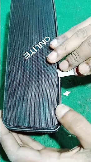 how to open bluetooth speaker. #speaker #bluetoothspeaker #fixbluetoothspeaker #speakerrepair