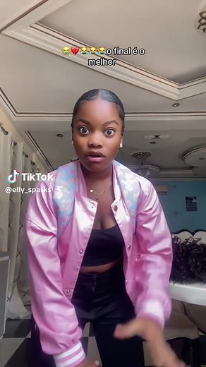 ^•Elizabeth❤️🧚🏻‍♀️ (@elly_sparks)’s videos with som original - Avelinajamba