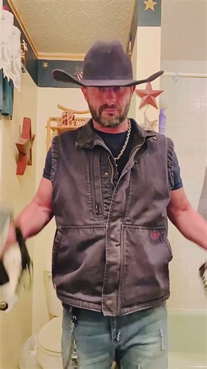 I am a Libra Cowboy. Cowboy workout attire. #cowboy #libra