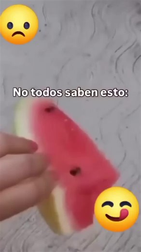 Formas de sacar las pepas de la sandía . . . . . #chistes #comedia #humor #parati #foryou