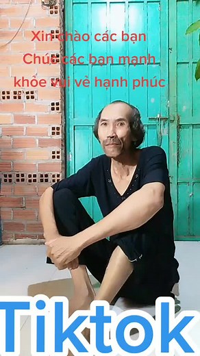 Exploring Hand Gestures in Vietnamese Culture