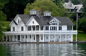 Adam Weitsman sells two of his Skaneateles Lake mansions, including one for a record $18 million
