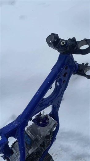 Brought the Yz125 project outside for sum clips 😩 #darzrt #yz125 #yz125💙 #yz125x #2stroke #yamaha