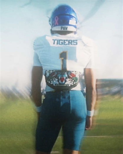 numero uno #takemeback @feleti_iongi @aisaonthebeat @Oremhsinterviews #oremtigersfootball