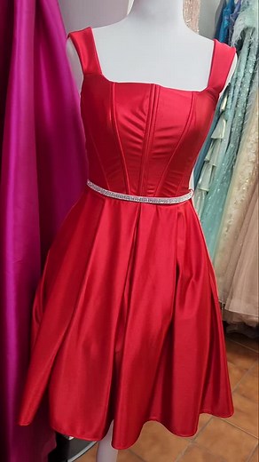 Cocktail...Muchos estilos nuevos! Visitanos en Urb Santa Rosa 16-22 Ave Aguas Buenas Bayamon 787-210-1633 https://dressaffairshop.com/products/corset-short-cocktail-dress-red | Dress Affair