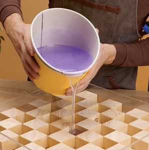 1M views · 873 reactions | Glowing chess board made by the master out of epoxy and wood! | 5-Minute Crafts Play | Facebook