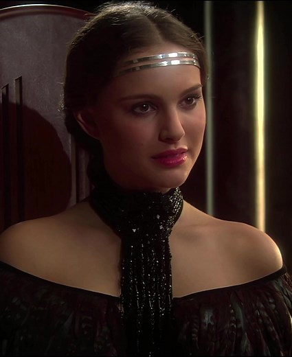 Natalie Portman in Star Wars (2002) - Padme Amidala Movie Edit