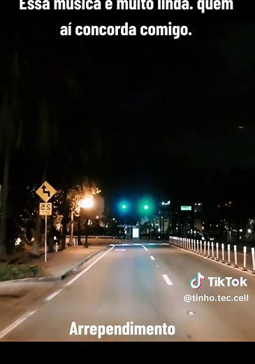 Eu Me Arrependo - Música de Indireta