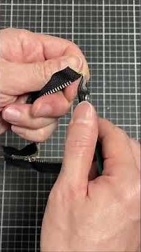 Easy zipper length adjustment [Leather craft] #Leathercraft #Beginner #Handmade