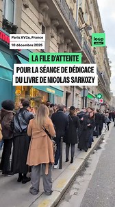 La file d’attente à la librairie Lamartine, à Paris, pour la séance de dédicace de Nicolas Sarkozy pour son livre Journal d’un prisonnier. | Loopsider