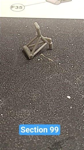 Rear undercarriage! BOEING B-17G - 1:72. Airfix skill 3.