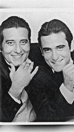 Sona | Miss Cinephile on Instagram: "Akshaye Khanna’s viral dance step from Dhurandhar is not just trending… it’s inspired by his father Vinod Khanna, one of the most iconic legends of Indian cinema. A pure Bollywood legacy moment, where old-school charm meets modern swag — same expressions, same grace, same effortless star presence. 🕺 This is why we love cinema: history repeating itself on screen, generations connected through style, talent and rhythm. From Vinod Khanna classics in the 70s-80s