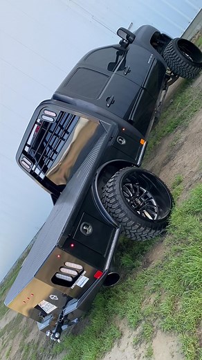 Chevy 2500 Lifted Flatbed Duramax Truck Build