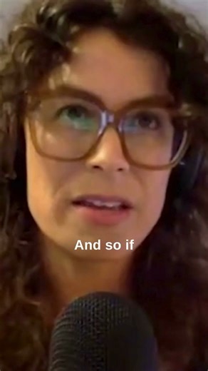 "We tend to forget that our bodies are the Earth, and we are affected in the same way that the Earth is affected by all of our choices that affect the planet we're also affecting ourselves." ~ Jacqueline Suskin 💙🌎💚 In our modern world, many of us live predominantly out of sync with the rhythms and cycles of nature and the Earth. 🌎 In her new book, A Year in Practice, Jacqueline Suskin offers readers a wealth of teachings, tools, and rituals to realign with the four seasons and the transition