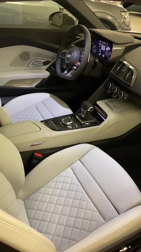 R8 Interieur🤍🥥 #auditrs #audi #r8 #audir8 #v10 #audir8v10 #audiliebe #fürdichh #innenausstattung #whiter8