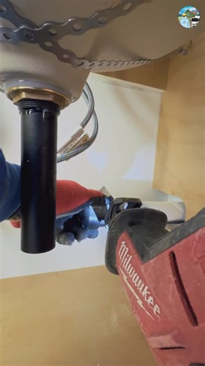 7.2K views · 68 reactions | Bathroom Sink Drain: P-Trap Installation using @sluytercompany ‘s 55Y Glue. #reels #construction #plumbing #thebuildingexpert #drainage | The Building Expert | Facebook