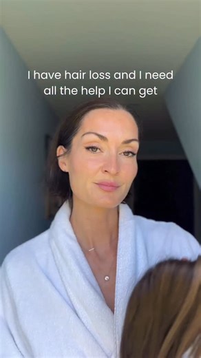 Styling Thin Hair Made Easy with Jess When you’re living with hair loss, finding styles that actually work with your fine hair can feel impossible. Jess gets it her natural hair is super thin, so she needs all the help she can get to make it look thicker, fuller, and totally natural. That’s why she swears by her Lusta Hair Topper. In this video, she’s playing around with different ways to style her topper and every single look just blends seamlessly. What we love most? The freedom it gives her t