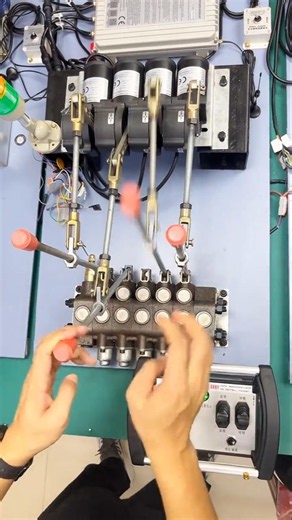 🚜 Remote Control Excavator Valve System | Amazing Hydraulic Joystick Control Machine