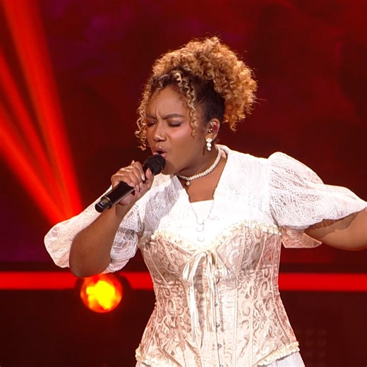 Membawakan lagu "Tanpa Cinta", penampilan Niki berhasil bikin galau satu studio! Bunda Maia, Bang Judika, dan Teh Rossa sampai memberikan SO untuk Niki. Siapa yang jatuh cinta dengan penampilan Niki? Tonton Indonesian Idol XIV hanya di RCTI setiap hari Senin pukul 21.00 WIB ✨ | Indonesian Idol