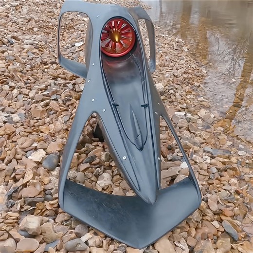 Forget Propellers, the Radio-Controlled HydraJet Hydroplaning Boat Skims Across Water at High Speeds