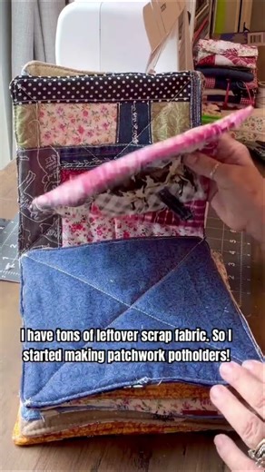 Patchwork Potholders!! #quilting #sewing