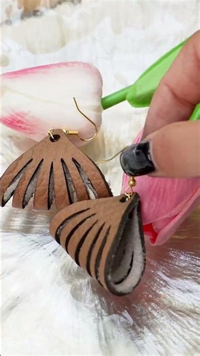 Laser Engraved Leather Earrings | EM-Smart DIY Jewelry Transformation ✨