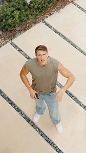 🇺🇸 "My dad flew an American flag until the day he died and I plan on following in his footsteps" Act fast and can get the kit that comes with everything you need to proudly fly the flag: ✅ 25ft sturdy flagpole ✅ FREE 4'x6' American Flag ✅ FREE Halyard Rope System ✅ Up to 1 Year Extended Warranty ✅ FREE Gold Finial Ball Back in stock so grab one today while you can! | Stand Flag Poles