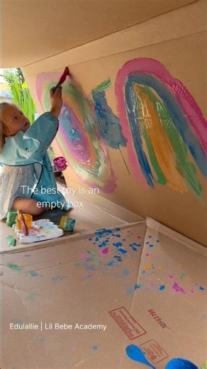 You can’t go wrong with an empty box - kids play #childhood