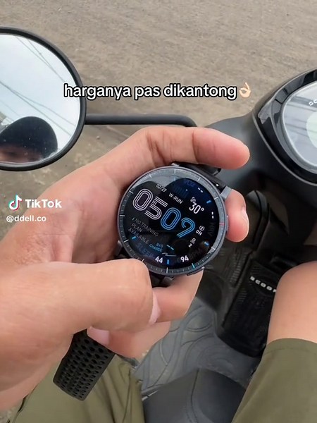 Amazfit Active Max: The Perfect Smartwatch for Men