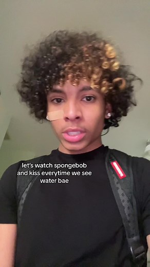 SpongeBob Lightskin Kiss Compilation - TikTok Trending Videos