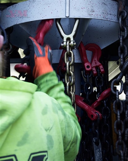 Training is key for our team to keep working as a well oiled machine. Our drivers take pride in their work and make sure to keep their skills up to date. | V&M Towing