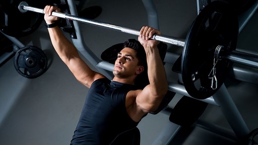 Press de banca: sus beneficios, cómo hacerlo y por qué debes incluirlo siempre en tu rutina