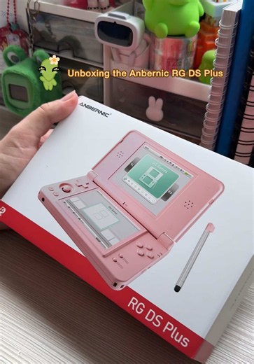Unboxing the Anbernic RG DS Plus! Tomorrow we’ll test it, but my first impressions are already really good! Link in bio 🩵 #anbernic #rgdsplus #nintendo #ds #unboxing