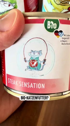 ✅Bio-Katzenfutter ist kein Luxus. Es ist eine Entscheidung. Preis hat seine Wirkung – und Qualität zeigt sich nicht auf der Verpackung, sondern im Napf. Meine Katzen bekommen täglich hochwertiges Nassfutter, ergänzt mit bestem Bio-Nassfutter, das sie lieben. Der Unterschied ist sichtbar, riechbar und vor allem: fressbar. Am Ende bleibt nur eine Frage: Fütterst du – oder nährst du?🐾🐾🐾🐾 tauglich): #BioKatzenfutter #KatzenErnährung #ArtgerechteFütterung #KatzenGesundheit #CapCut