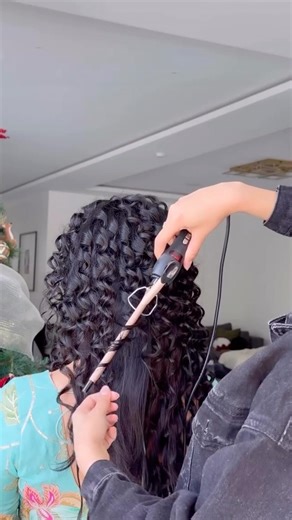 Curly hair braid tutorial ? #hairstyling #hairstyle #makeup #hair